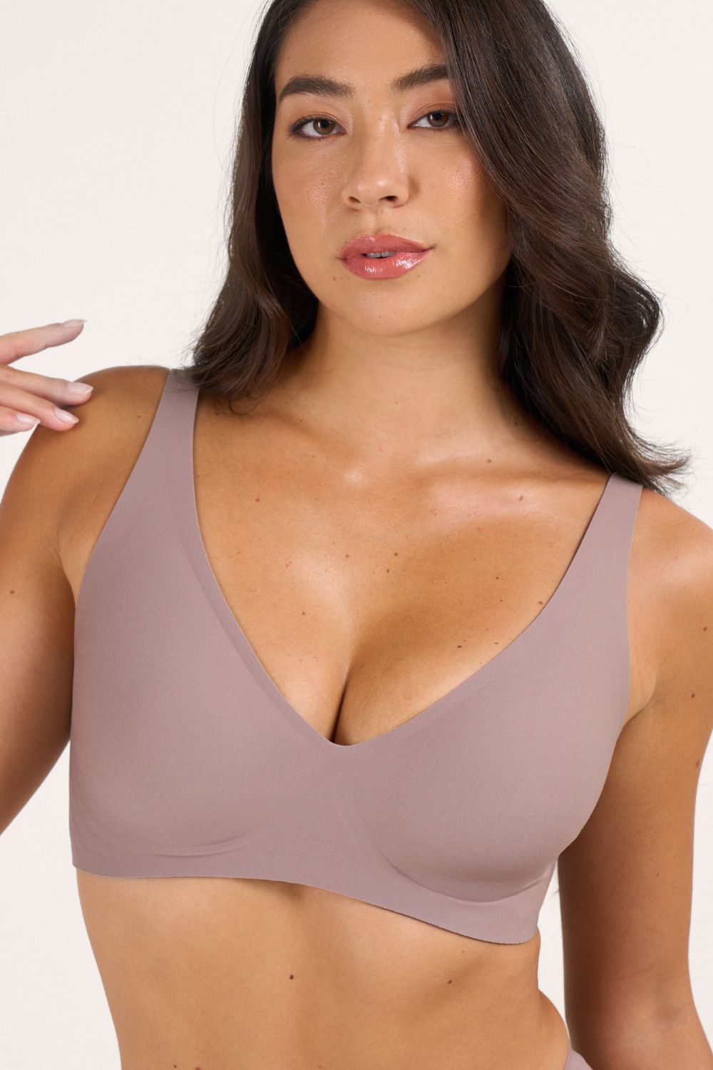 Seamless Deep V Push-Up Wireless Jelly Bra