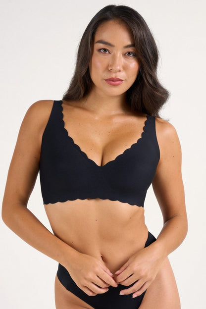 Seamless Deep V Push-Up Scalloped Wireless Jelly Bra